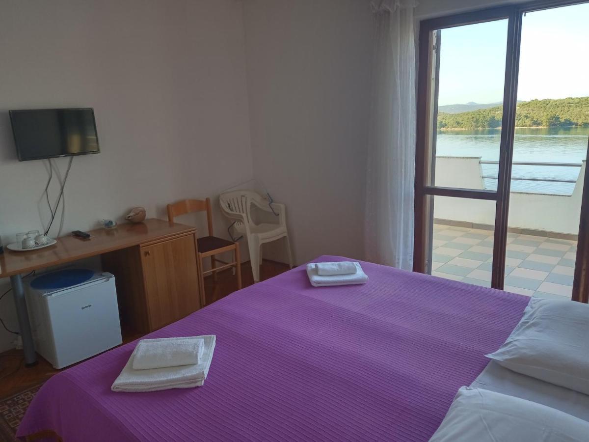Picic Guesthouse Luka  Exterior foto